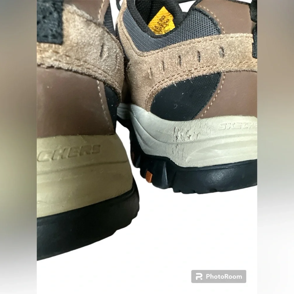 Sketchers comp toe waterproof slip resistant work shoes - Picture 6 of 8